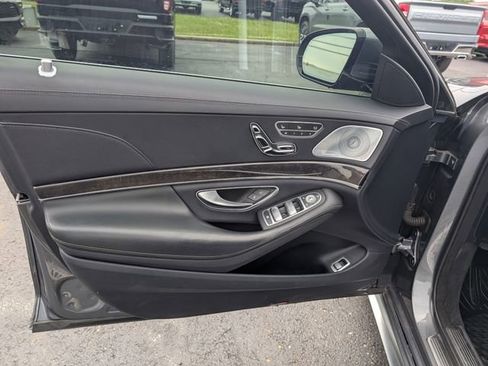 Used 2017 Mercedes-Benz S 63 AMG 4MATIC Sedan image 15