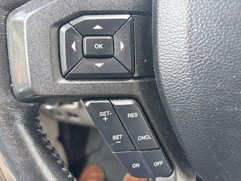 Used 2018 Ford F150 XLT w/ Equipment Group 302A Luxury AWD/4WD image 13