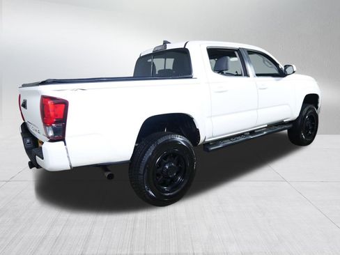 Used 2019 Toyota Tacoma SR w/ SR Convenience Package image 7