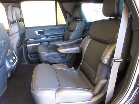 New 2026 Ford Expedition Platinum AWD/4WD image 23