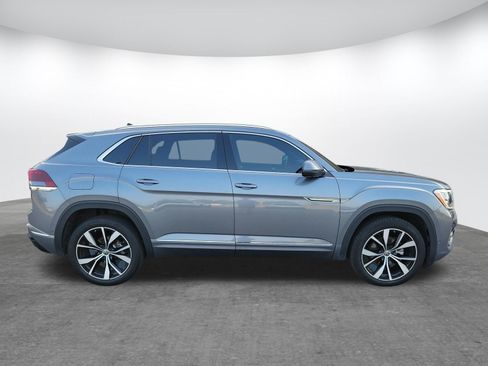 Used 2024 Volkswagen Atlas Cross Sport SEL Premium R-Line AWD/4WD image 4