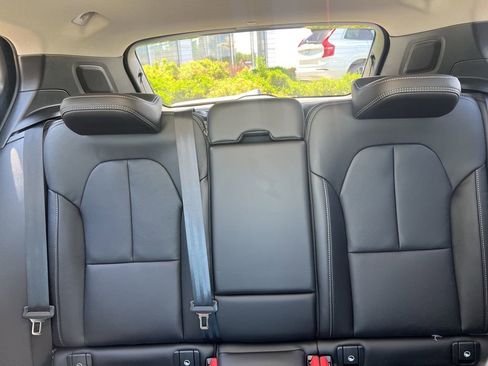 New 2026 Volvo XC40 B5 Ultra w/ Protection Package Premier AWD/4WD image 27