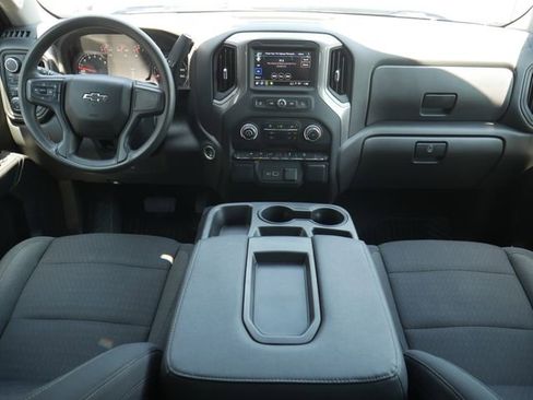 Used 2022 Chevrolet Silverado 1500 Custom Trail Boss AWD/4WD image 5