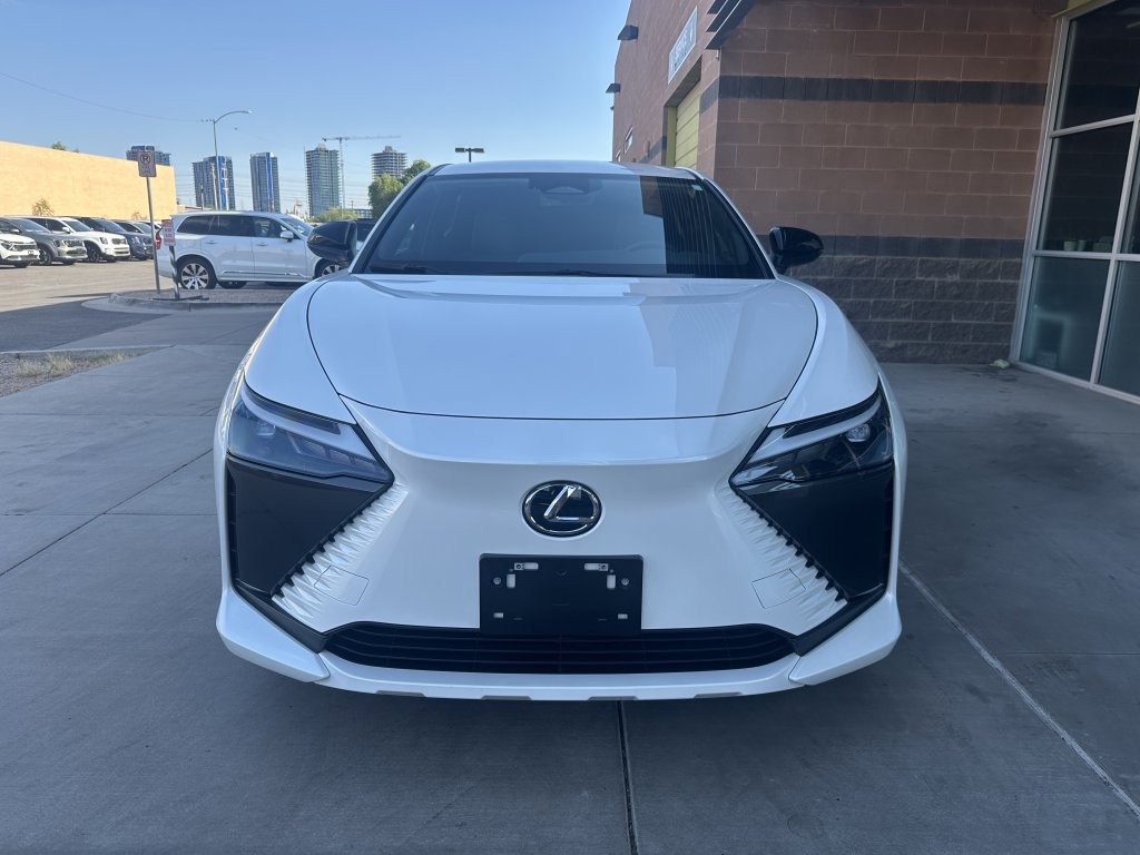 Used 2024 Lexus RZ 450e Premium AWD/4WD image 8