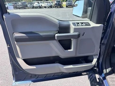 Used 2017 Ford F150 XLT w/ Equipment Group 302A Luxury AWD/4WD image 7