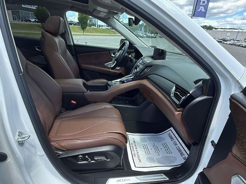 Used 2023 Acura RDX AWD w/ Advance Package image 18