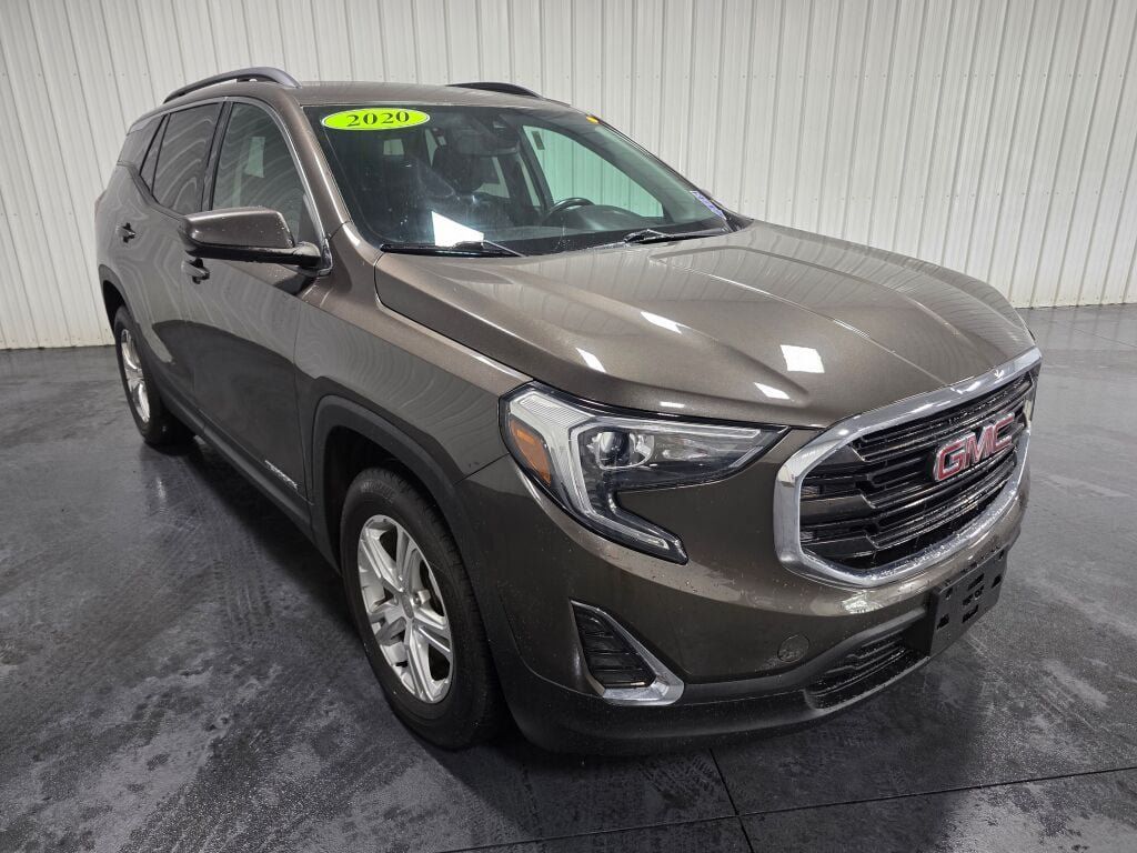 Used 2020 GMC Terrain SLE w/ Driver Convenience Package AWD/4WD image 2