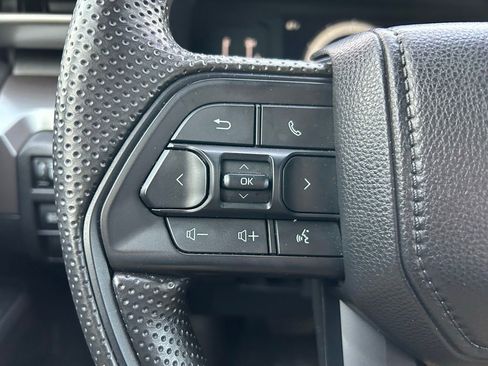 Certified 2024 Toyota Tacoma SR5 image 19