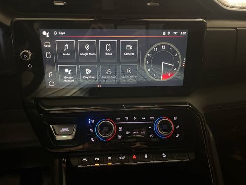 Used 2024 GMC Sierra 1500 AT4 w/ Technology Package AWD/4WD image 22