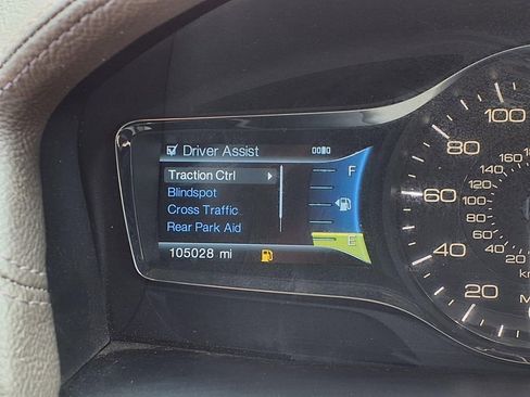 Used 2012 Lincoln MKX FWD image 18