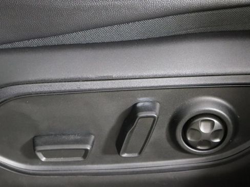 Used 2025 Jeep Grand Cherokee L Limited AWD/4WD image 24
