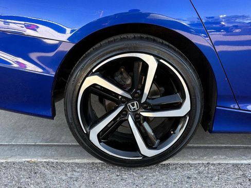 Used 2020 Honda Accord Sport image 4