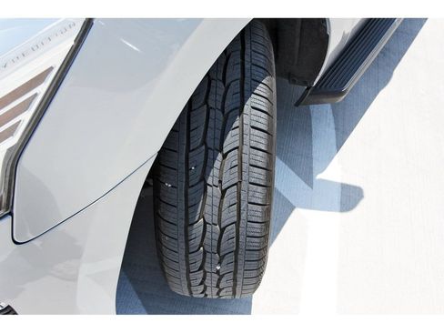 Certified 2024 Ford Expedition Max Limited RWD image 29