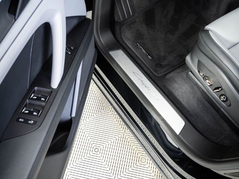 New 2026 Porsche Cayenne Electric AWD/4WD image 8