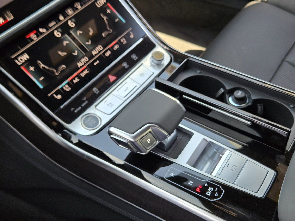New 2026 Audi A8 L 3.0T AWD/4WD image 25