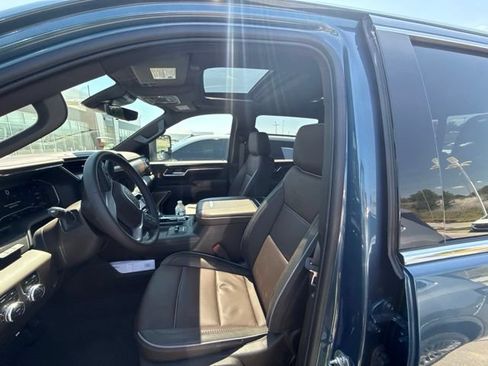 Used 2025 GMC Sierra 2500 Denali w/ Max Trailering Package AWD/4WD image 10