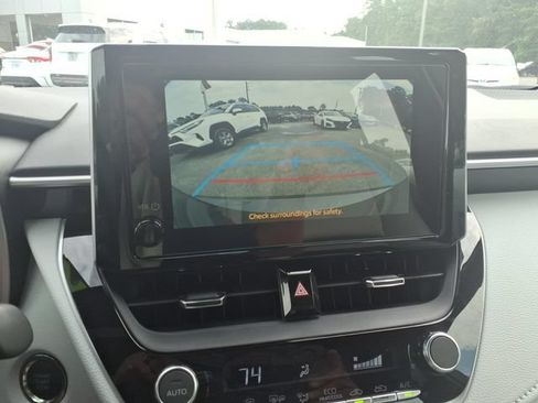 Used 2026 Toyota Corolla SE FWD image 17