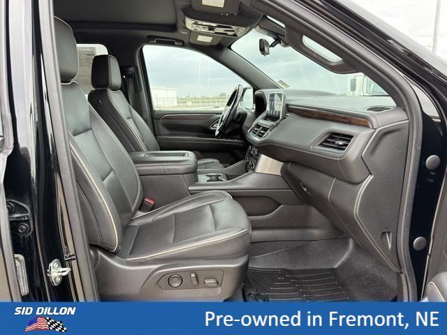 Used 2021 Chevrolet Suburban Premier w/ Premium Package AWD/4WD image 20
