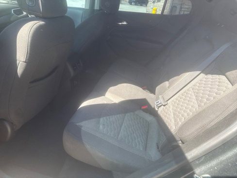 Used 2021 Chevrolet Equinox LT FWD image 11