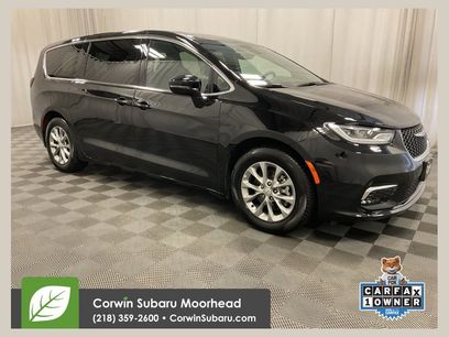 Used 2026 Chrysler Pacifica Limited