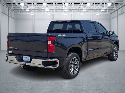 Certified 2023 Chevrolet Silverado 1500 LT AWD/4WD image 8