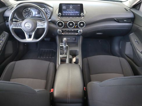 Used 2022 Nissan Sentra SV FWD image 16