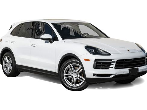 Used 2020 Porsche Cayenne image 6