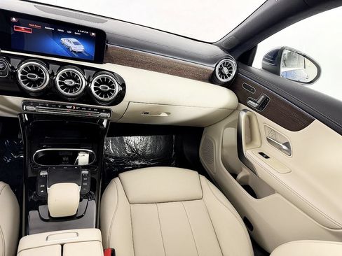 Used 2021 Mercedes-Benz CLA 250 4MATIC w/ Premium Package image 54