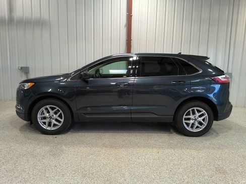Certified 2023 Ford Edge SEL w/ Convenience Package AWD/4WD image 9