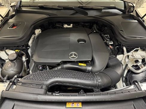 Used 2022 Mercedes-Benz GLC 300 GLC 300 w/ Premium Package Lite image 25