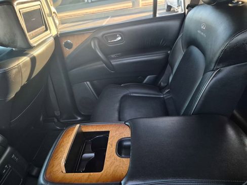 Used 2013 INFINITI QX56 Base w/ Theater Pkg image 17