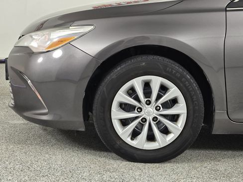 Used 2015 Toyota Camry LE FWD image 8