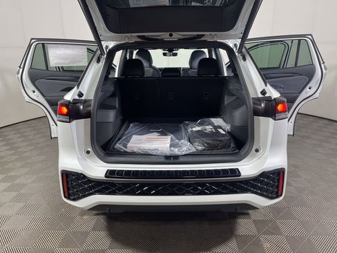 New 2026 Volkswagen Tiguan SE R-Line image 21