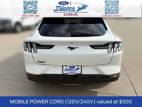 Certified 2024 Ford Mustang Mach-E Premium AWD/4WD image 4