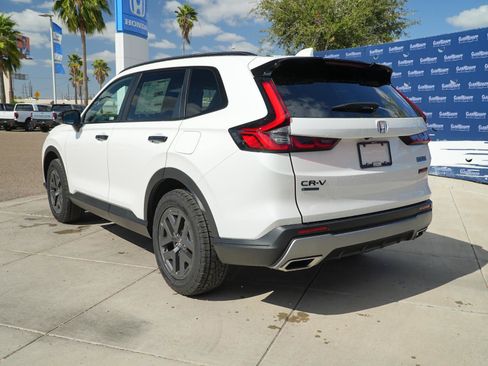Used 2026 Honda CR-V TrailSport image 9