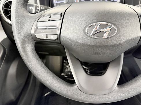 Used 2022 Hyundai Kona SEL image 48