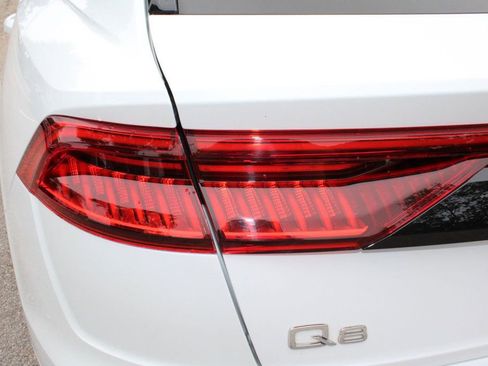 Used 2019 Audi Q8 Premium Plus AWD/4WD image 10