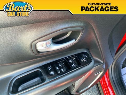 Used 2021 Jeep Renegade Limited w/ Sun & Sound Group AWD/4WD image 25