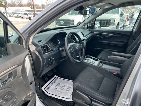 Used 2021 Honda Ridgeline Sport image 11