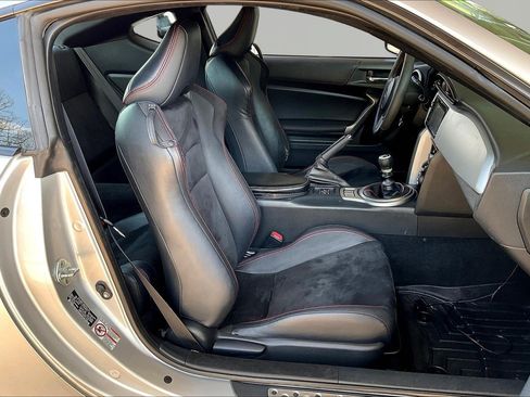 Used 2014 Subaru BRZ Limited RWD image 27