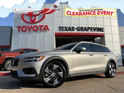 Used 2025 Volvo V60 B5 Cross Country Plus