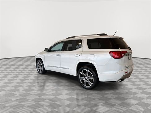 Used 2018 GMC Acadia Denali w/ Technology Package image 7