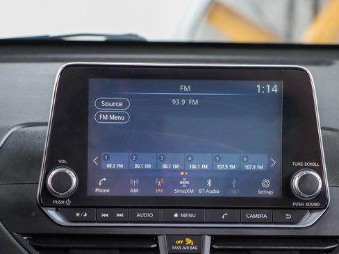 Used 2020 Nissan Altima 2.5 SR FWD image 18