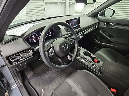 Used 2024 Honda Civic Sport image 12