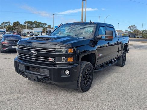Used 2017 Chevrolet Silverado 2500 LTZ w/ Duramax Plus Package image 8