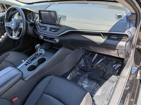Used 2019 Nissan Altima 2.5 SV FWD image 21