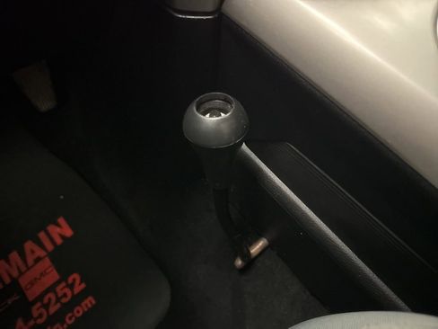 Used 2018 RAM 3500 Tradesman w/ Chrome Appearance Group image 23