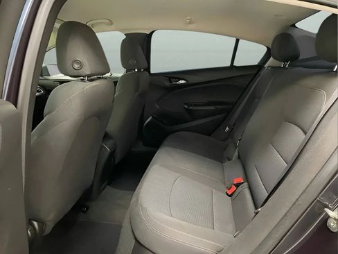 Used 2016 Chevrolet Cruze LS FWD image 11