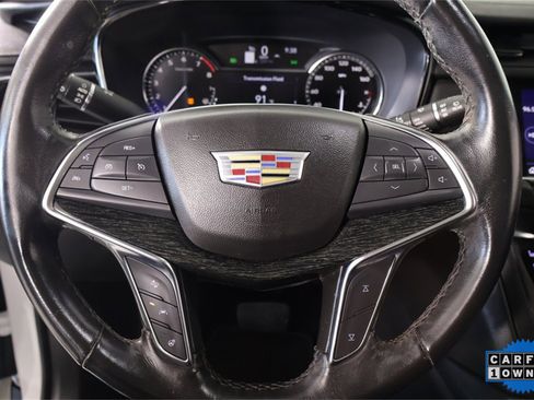 Used 2023 Cadillac XT5 Premium Luxury image 3