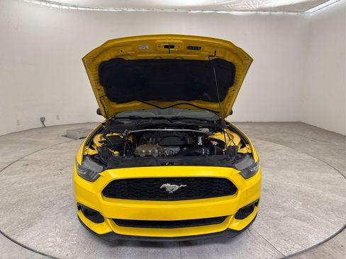 Used 2015 Ford Mustang Premium RWD image 10